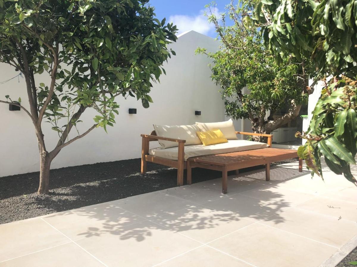 Апартаменты Casita Blanca Cerca De Timanfaya Тингуатон Экстерьер фото
